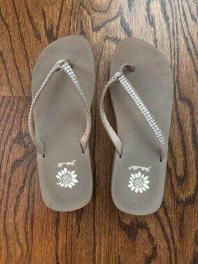 Yellow Box Jello Sandals (flip flops) Rich Taupe - 8